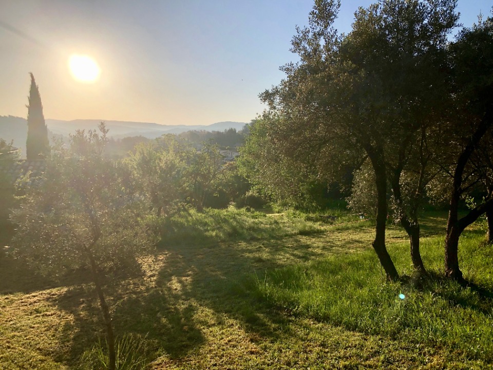 Terrain à bâtir à Apt (84400)