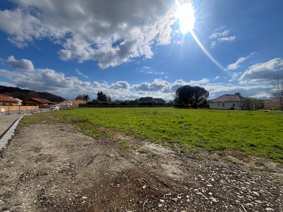 Terrain à bâtir à Juillan (65290)