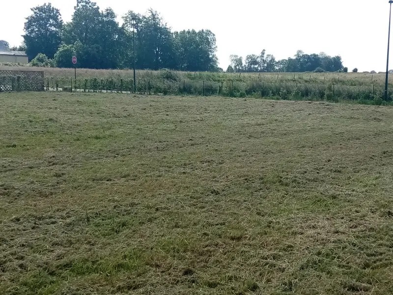 Terrain à bâtir à Annouville-Vilmesnil (76110)