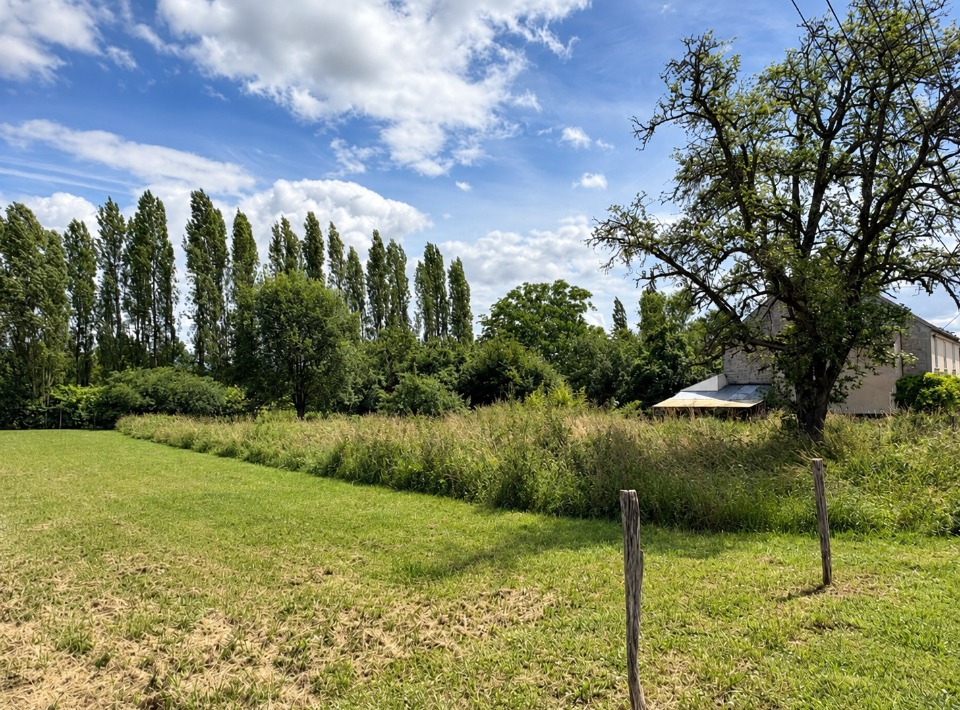 Terrain à bâtir à Chauffry (77169)