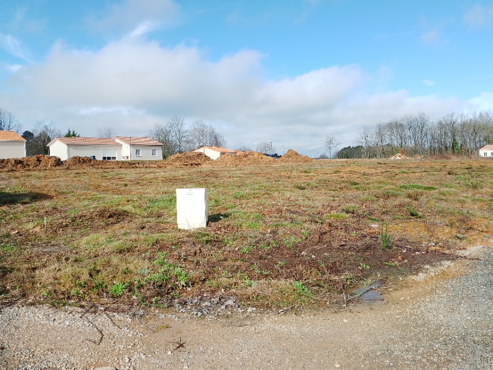 VD2045768 - Terrain/Terre - Périgueux