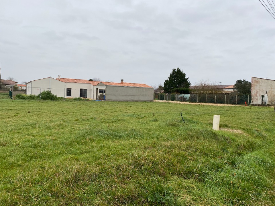 Programme immobilier neuf CR2066451 - Terrain/Terre - Thézac