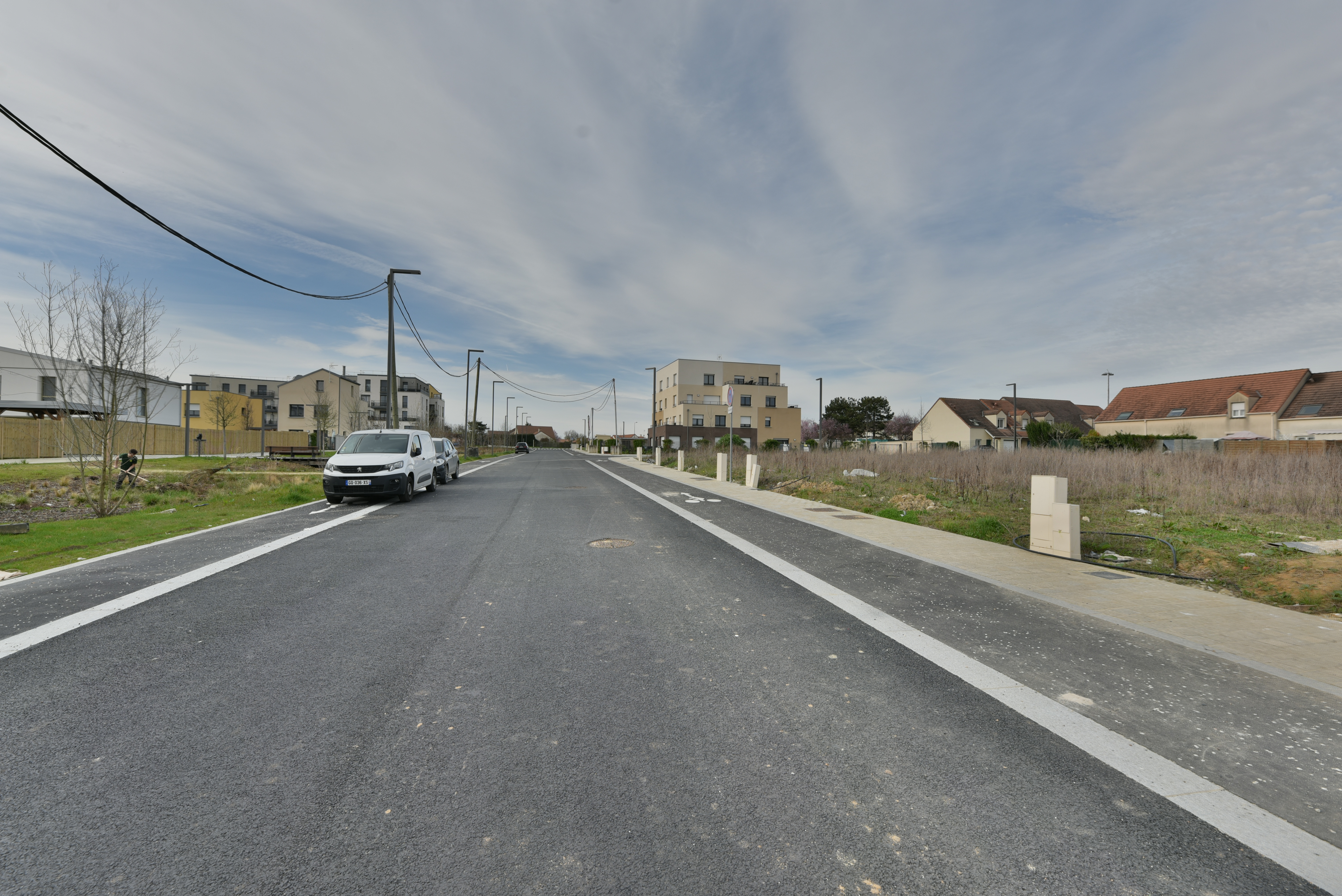 Agréable terrain à construire viabilisé disponible à Villiers-sur-Orge