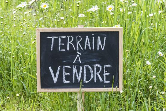 Terrain constructible 404