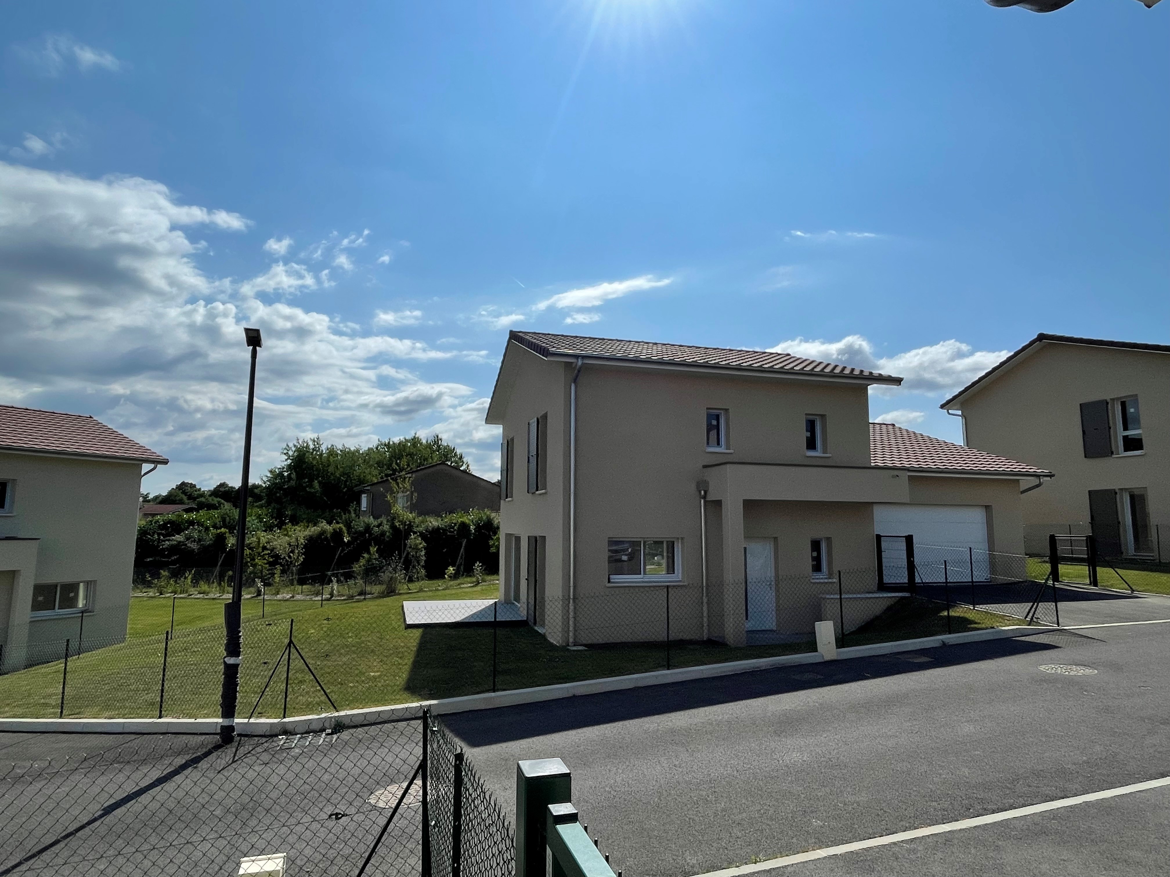 Maison neuve prête à livrer