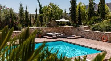Un coin piscine idyllique avec votre maison neuve