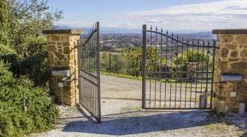 Un portail pour votre future maison neuve : pensez à tous les détails !