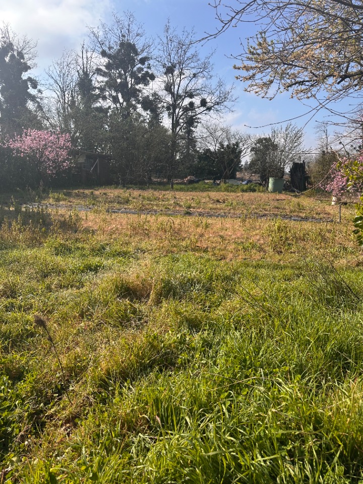 Très beau terrain à construire de 824m2 disponible à Libourne