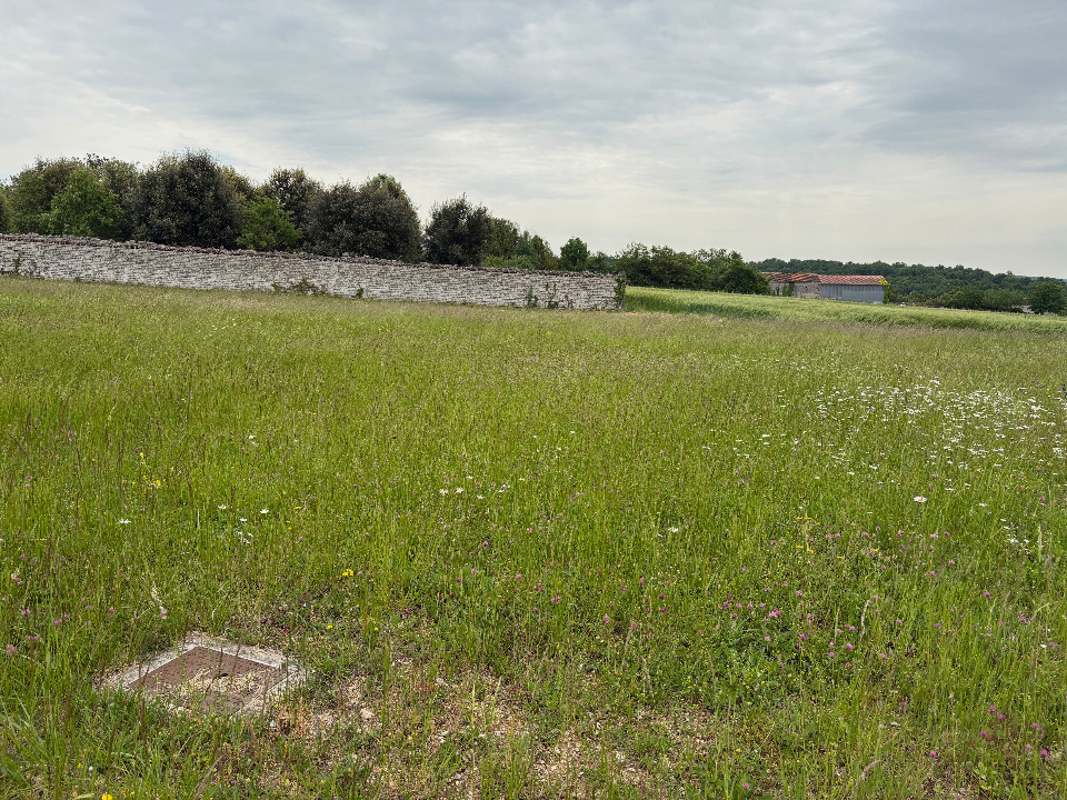 terrain à batir de 606m2 en vente à Cognac