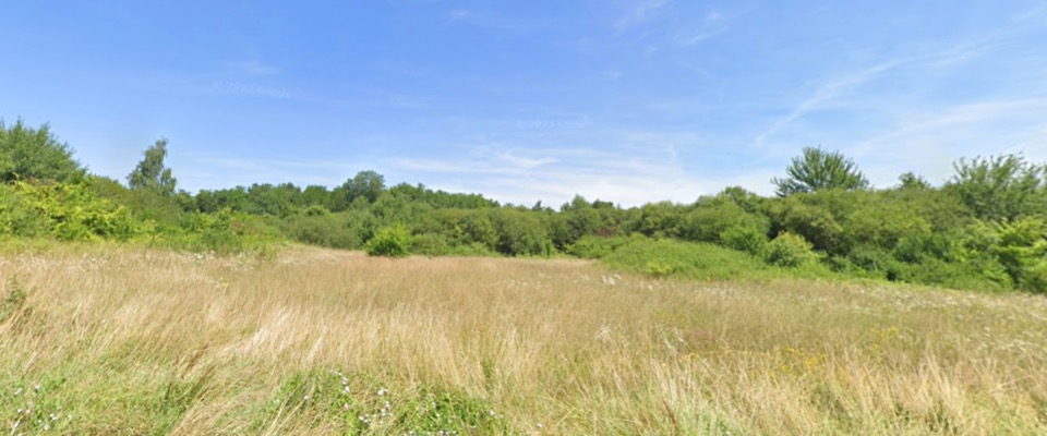 terrain à construire viabilisé de 601m2 en vente à Saint-Quentin-de-Baron