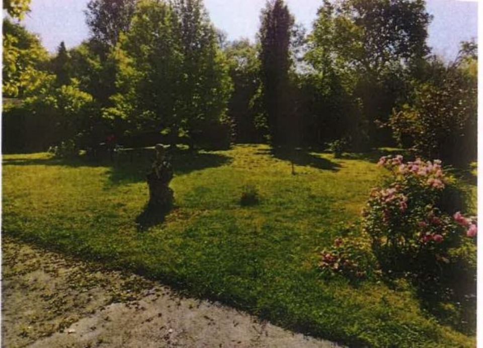 terrain viabilisé de 570m2 à Montussan (33450)