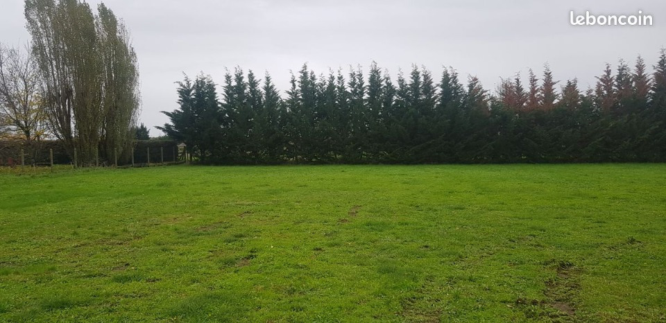 Très beau terrain constructible viabilisé de 550m2 en vente à Marsas