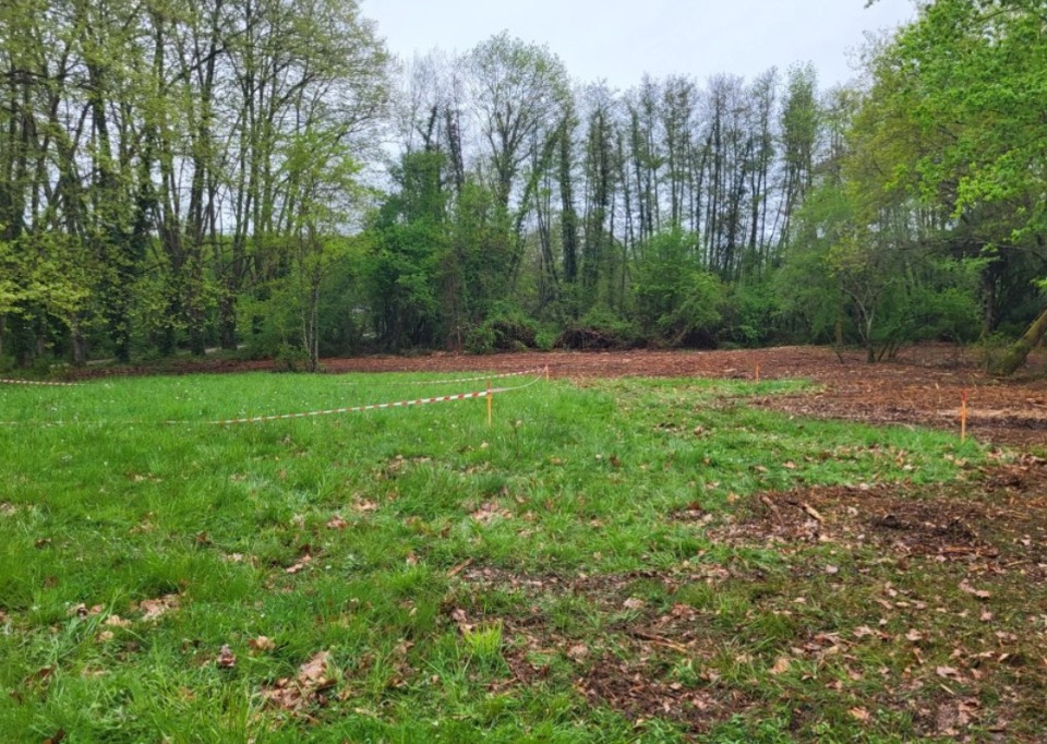 Ravissant terrain à vendre viabilisé de 856m2 à Martillac (33650)