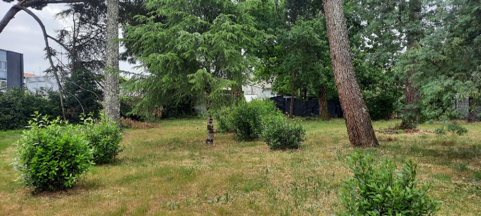 terrain constructible à Le Teich
