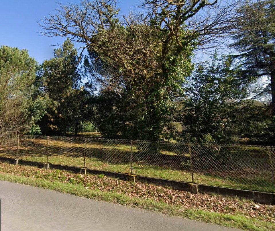 terrain à vendre viabilisé disponible à La Brède (33650)