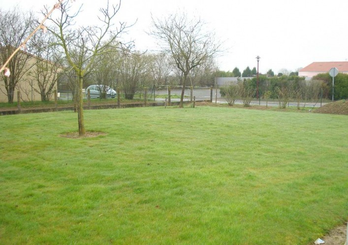 Ravissant terrain de 930m2 à Blaye (33390)