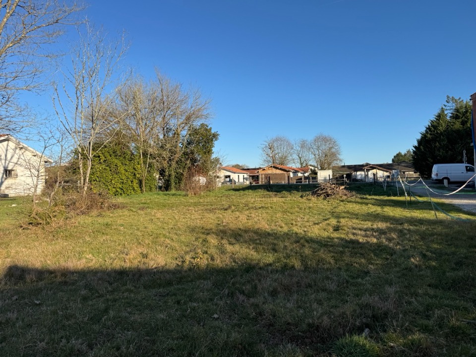 terrain viabilisé disponible à Marcheprime (33380)