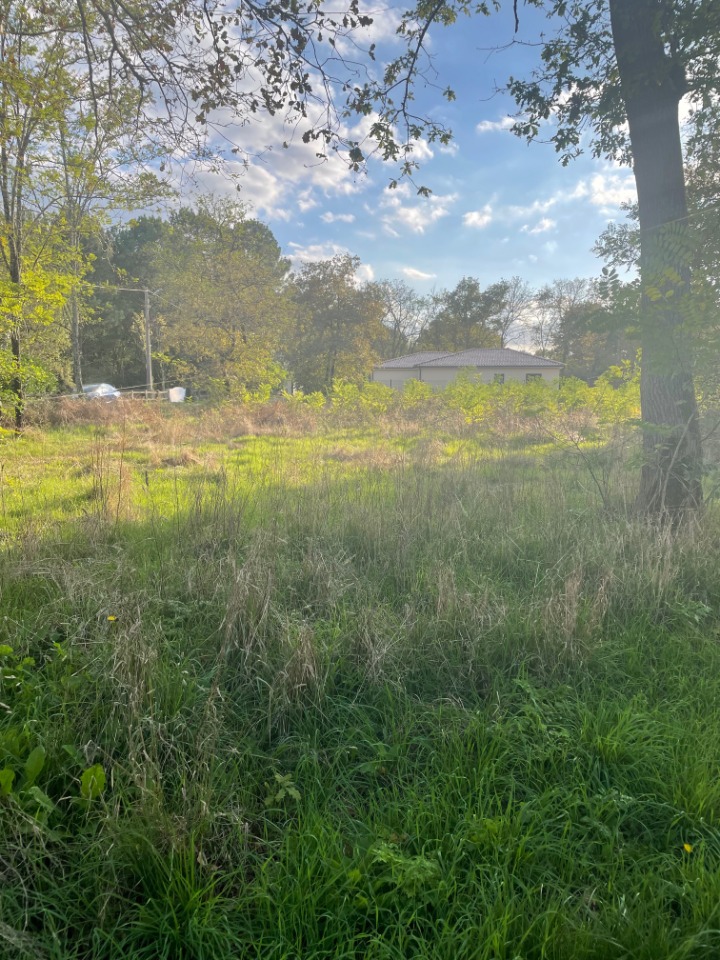 Très beau terrain à batir de 790m2 en vente à Le Barp