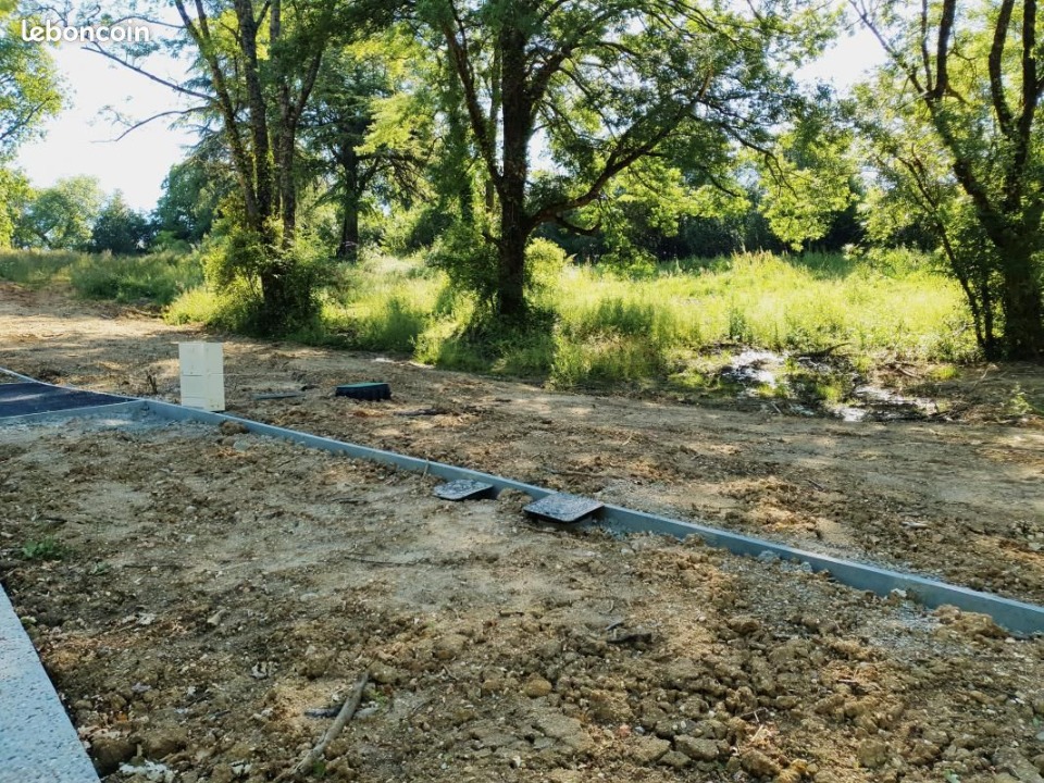 Offre de terrain à batir de 767m2 en vente à Lanton (33138)