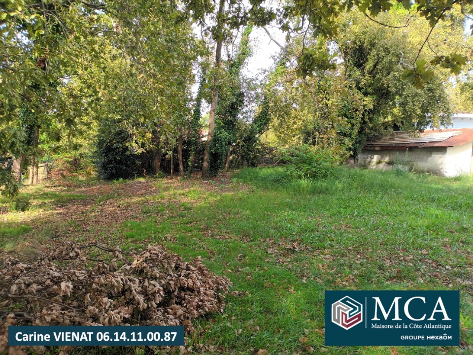 Ravissant terrain de 426m2 en vente à Biscarrosse