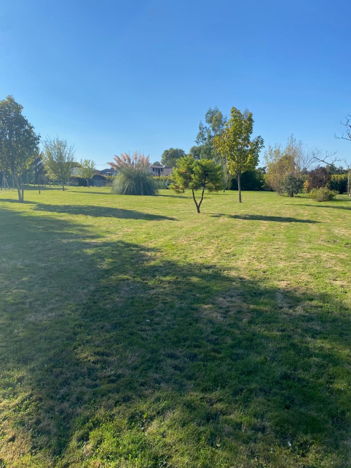 terrain constructible de 640m2 à Soulignac