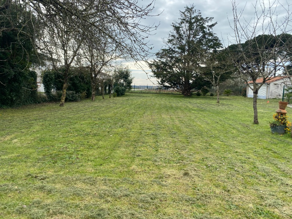 Superbe terrain constructible de 559m2 à Arvert (17530)