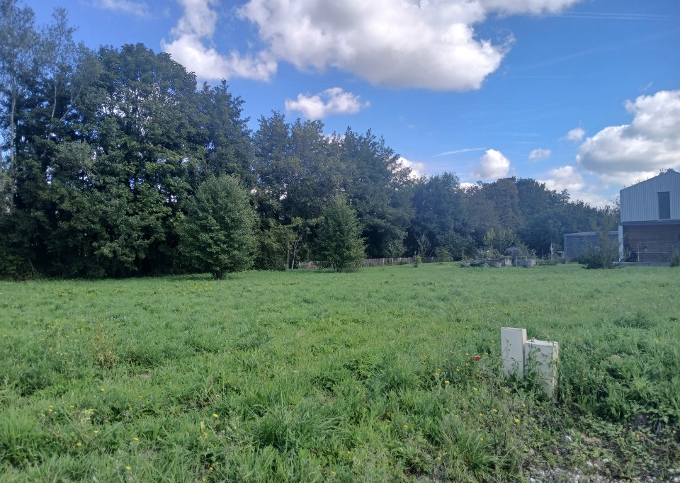 terrain viabilisé en vente à Bourg
