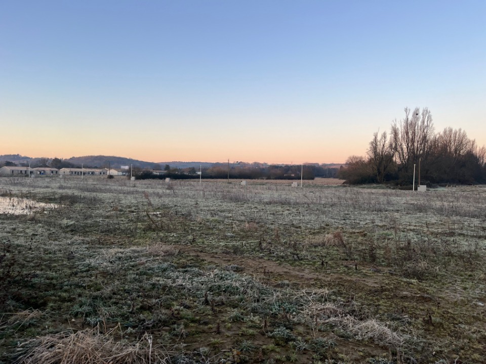 terrain viabilisé de 600m2 en vente à Damazan