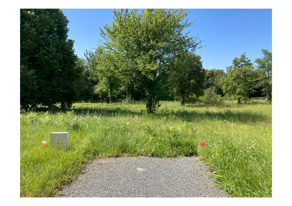 terrain constructible de 1139m2 à Saint-Vaize