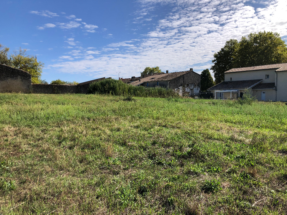 terrain à construire viabilisé à Saint-Selve
