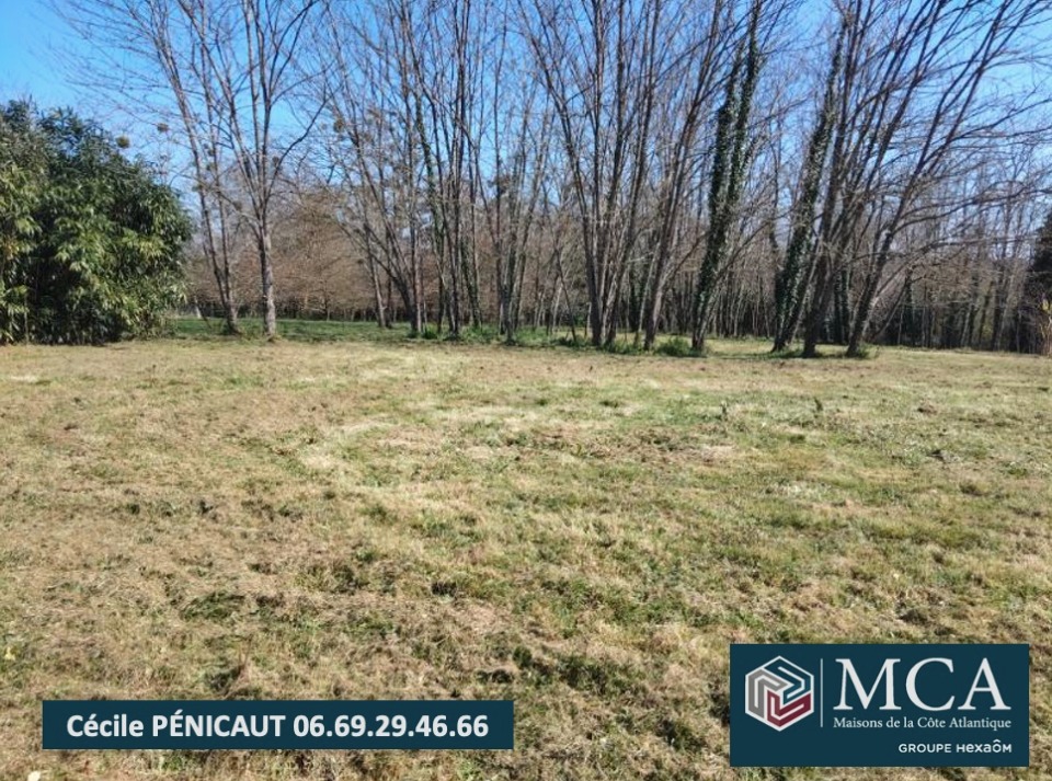 Superbe terrain constructible viabilisé de 1000m2 à Gamarde-les-Bains