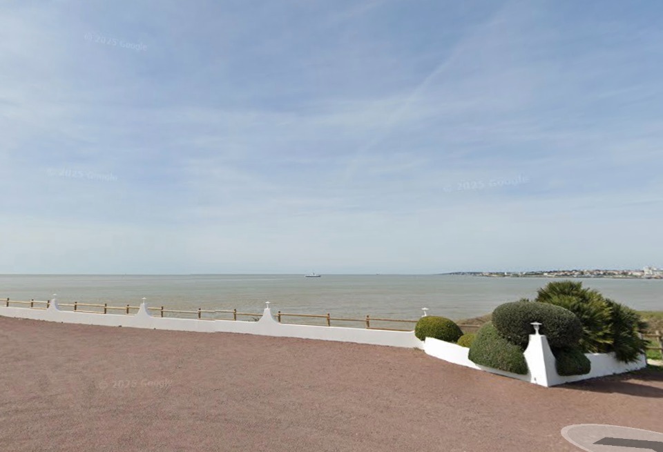 Superbe terrain à vendre viabilisé à Saint-Georges-de-Didonne