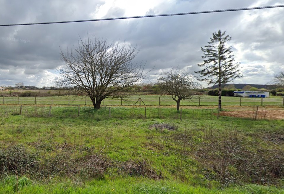 terrain à construire de 509m2 disponible à Le Gua