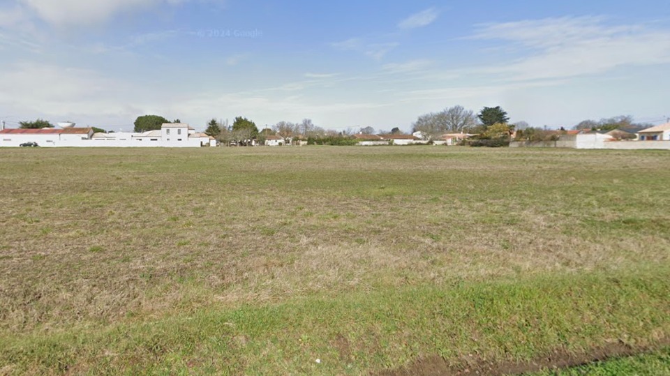 terrain à construire viabilisé de 309m2 disponible à Saint-Palais-sur-Mer