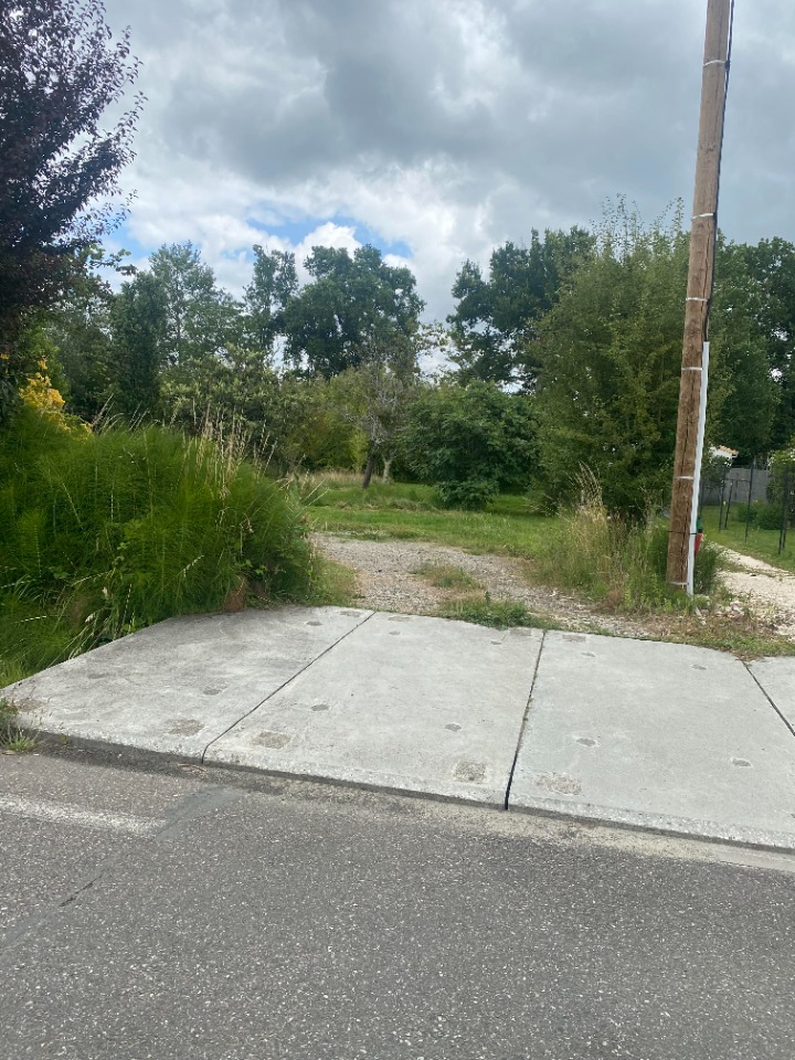 Magnifique terrain à vendre à Margaux