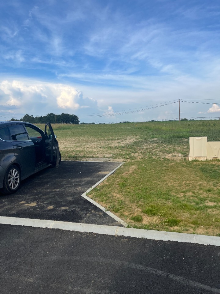 terrain à vendre viabilisé en vente à Cassen