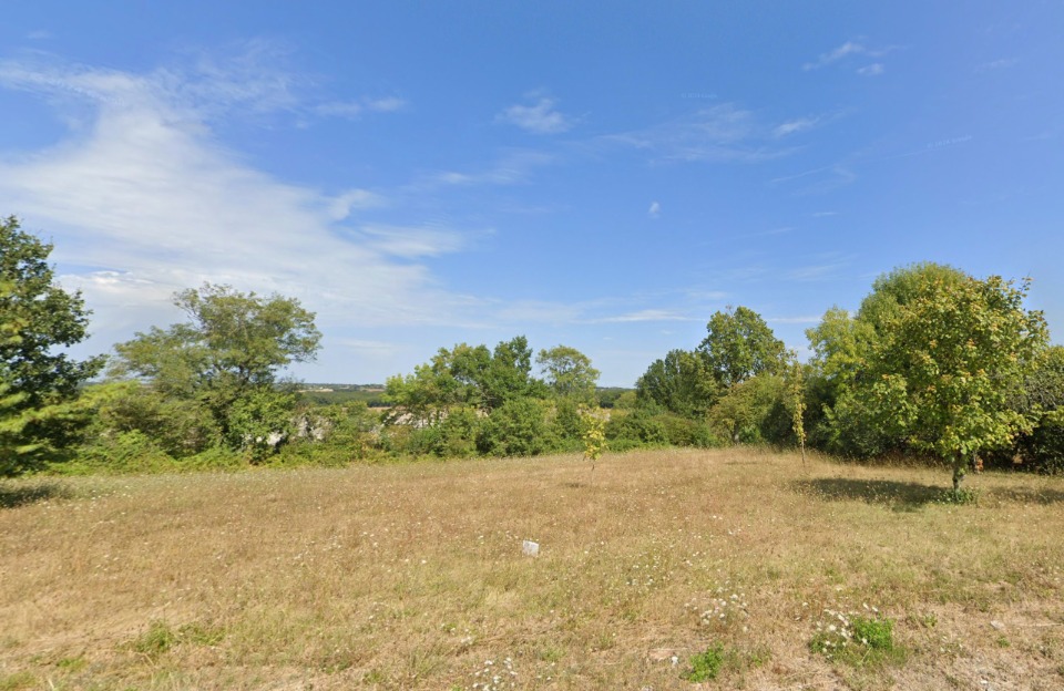 terrain constructible viabilisé de 1050m2 à Monmadalès