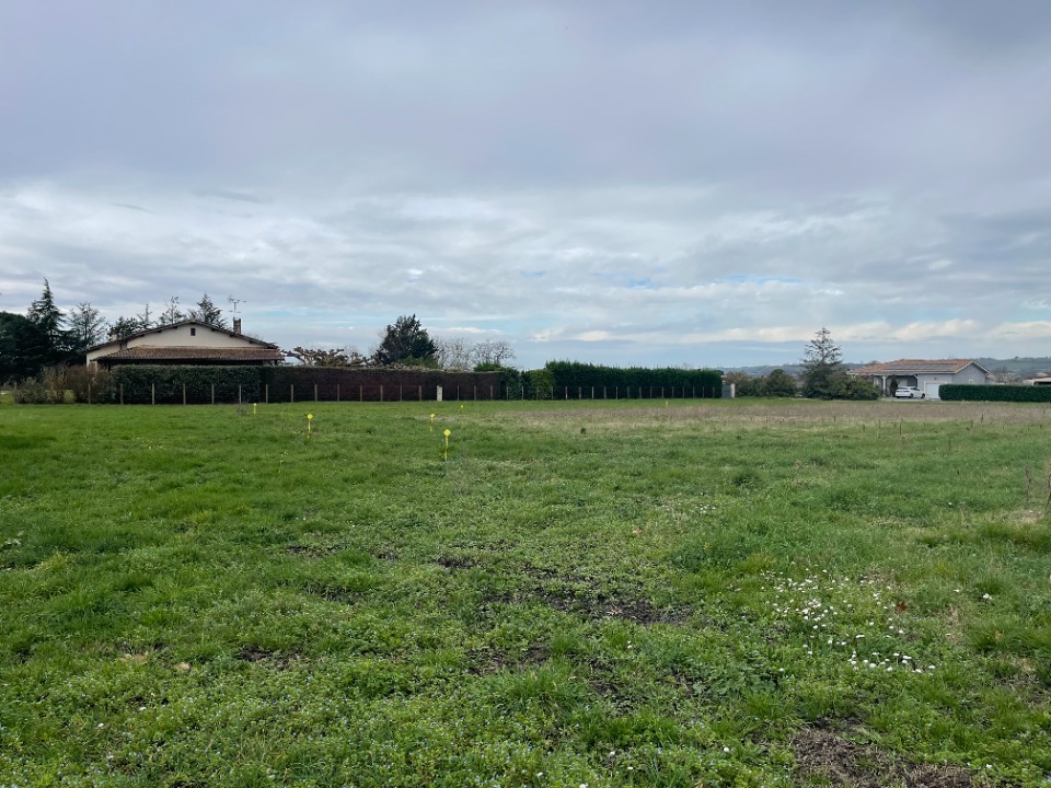 terrain de 790m2 à Langon