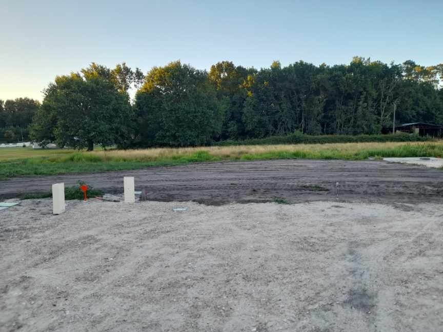 terrain viabilisé de 612m2 à Saint-Magne (33125)