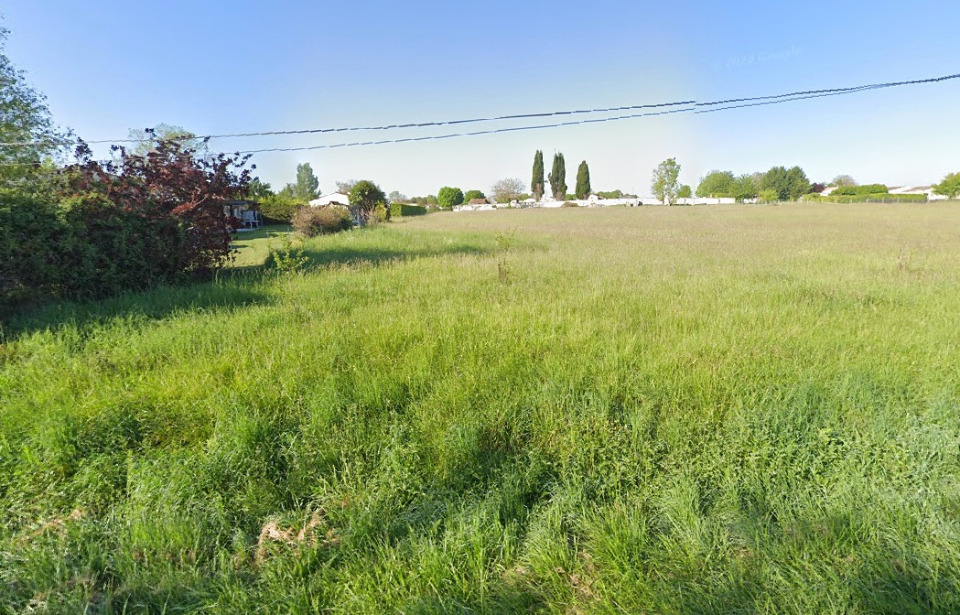 terrain constructible viabilisé à Colombiers (17460)