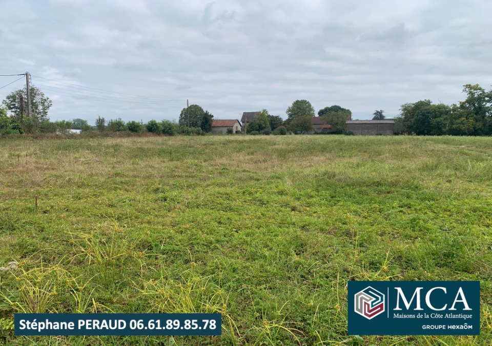 Sublime terrain constructible de 737m2 à Biron