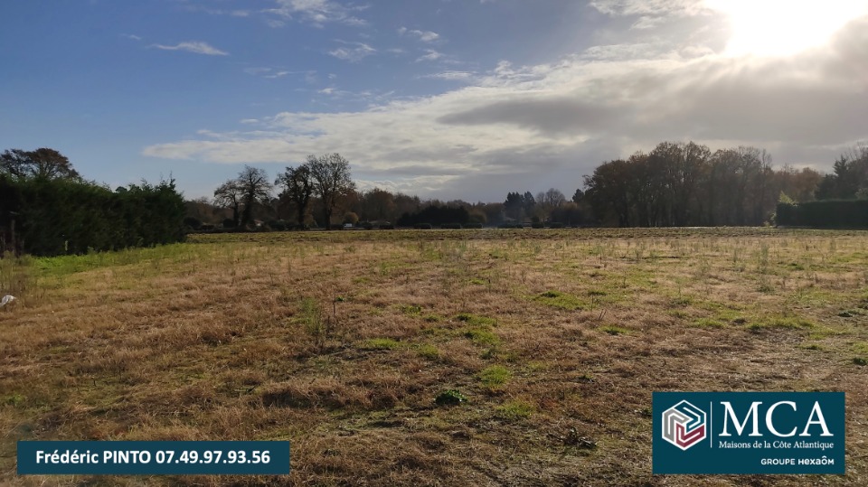 Offre de terrain à vendre de 1030m2 disponible à Haut-Mauco