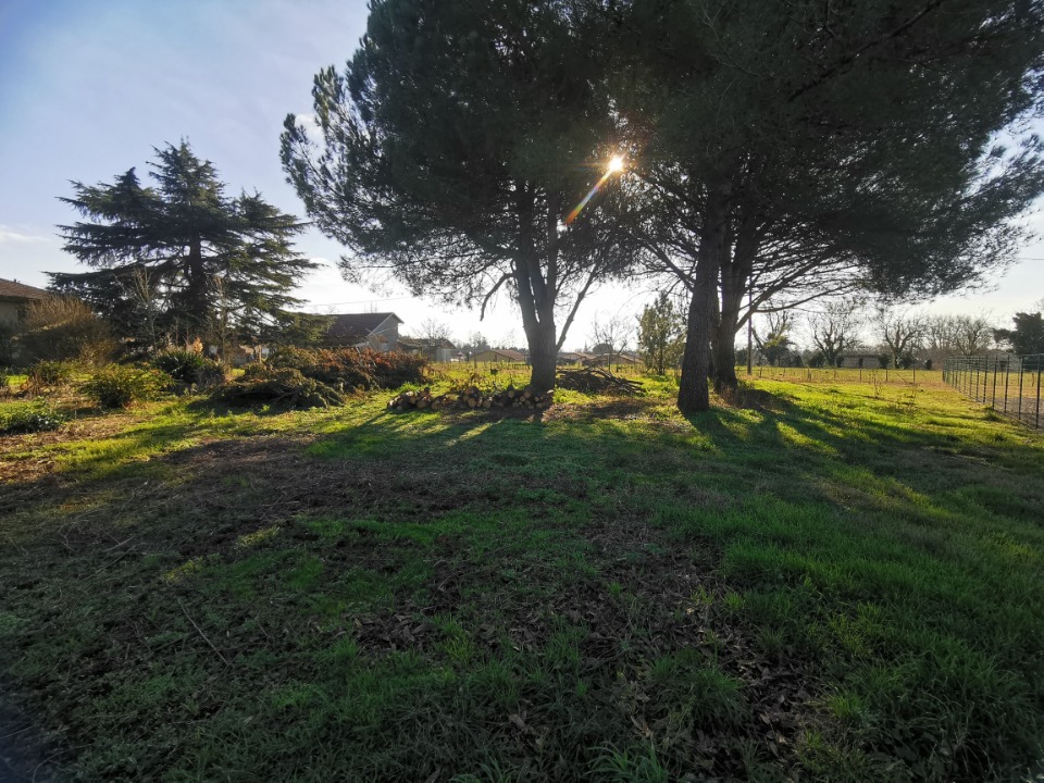 terrain constructible en vente à Langon