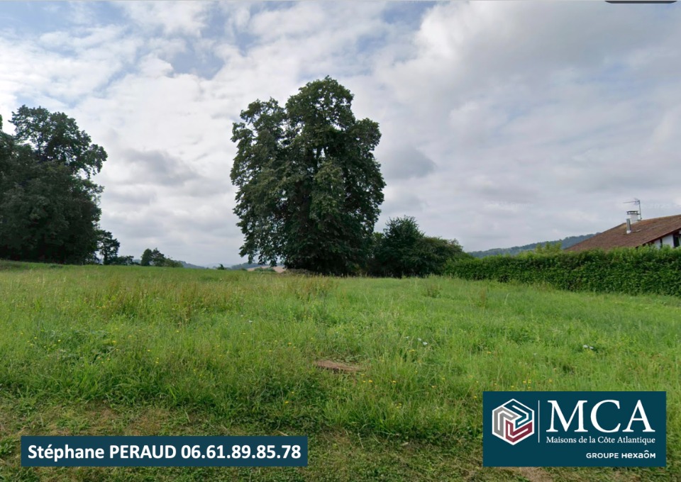 Acheter un terrain à batir de 655m2 en vente à Béhasque-Lapiste