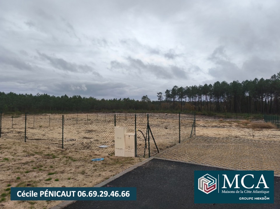 Superbe terrain à vendre viabilisé de 833m2 disponible à Gourbera (40990)