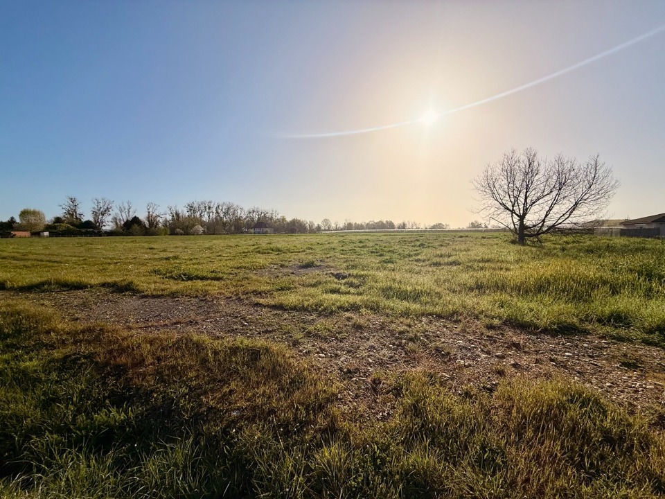 Très beau terrain à vendre à Lamonzie-Saint-Martin (24680)