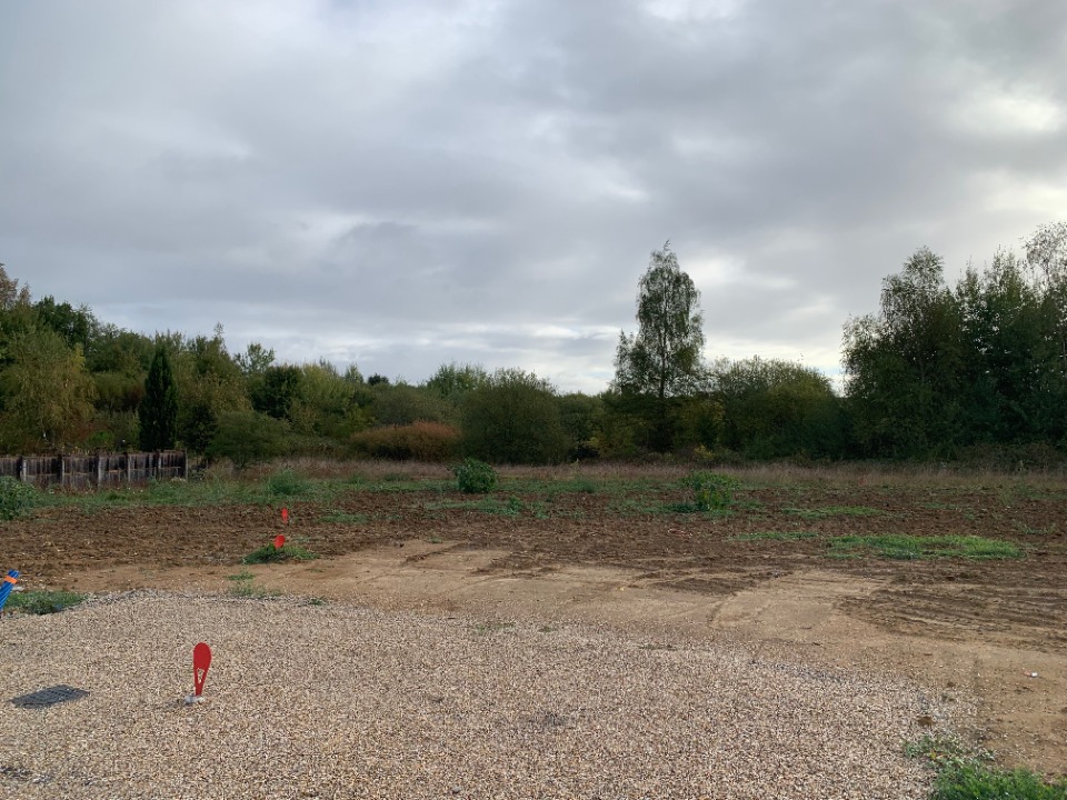terrain à vendre de 600m2 disponible à Léognan (33850)