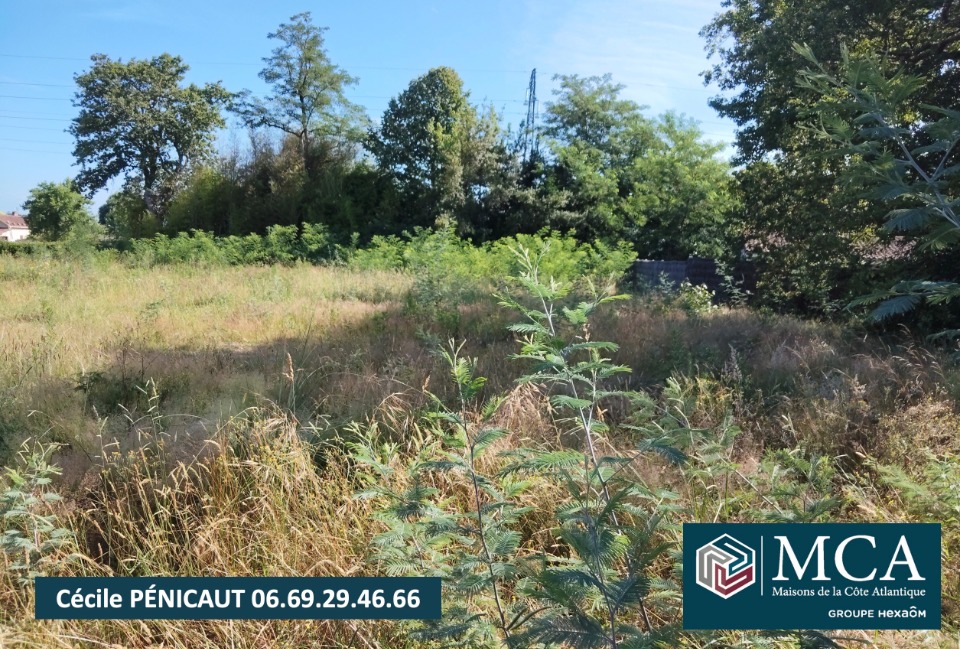 Agréable terrain à vendre viabilisé de 873m2 à Narrosse (40180)