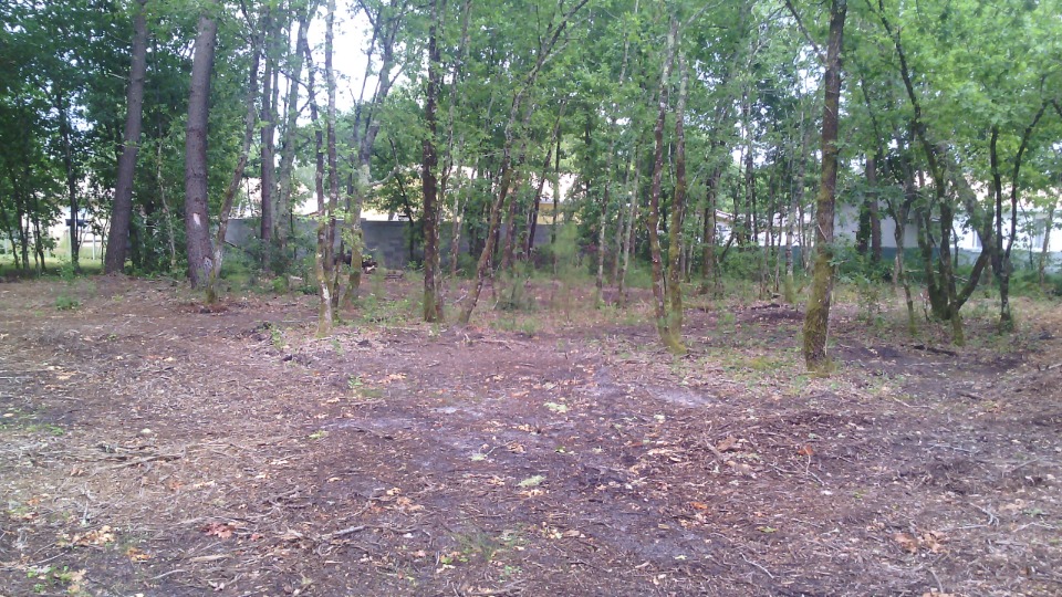 terrain viabilisé de 646m2 disponible à Lugos (33830)