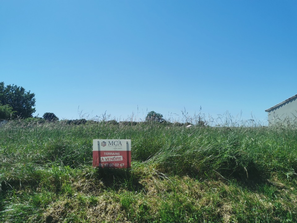 Joli terrain à vendre viabilisé à Saint-Pierre-de-Mons (33210)